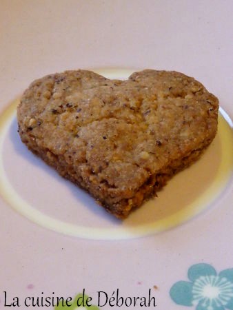Coeurs aux noisettes, Biscuits de Noël   Cuisine de Deborah Coeurs aux noisettes, Biscuits de Noël   Cuisine de Deborah