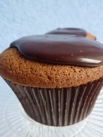 Cupcakes châtaignes, confiture de lait et chocolat - Cuisine de Deborah Cupcakes châtaignes, confiture de lait et chocolat - Cuisine de Deborah