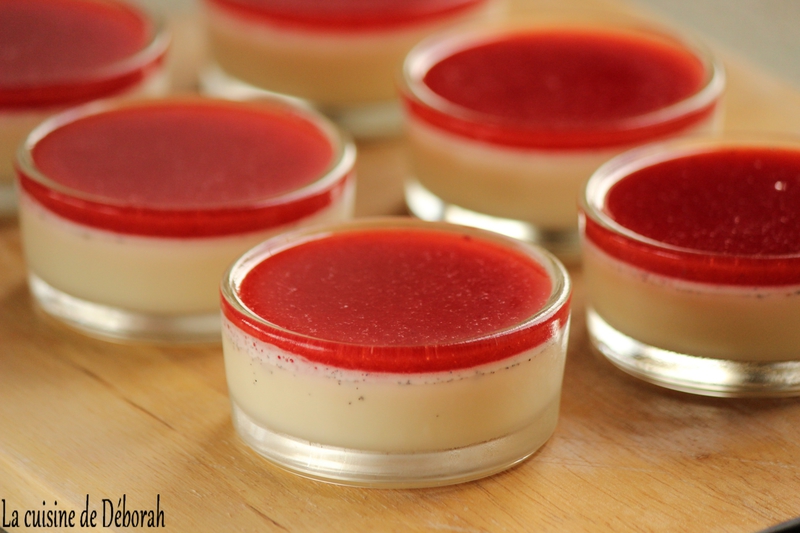Panna cotta vanille et fraise - Cuisine de Déborah Panna cotta vanille et fraise - Cuisine de Déborah