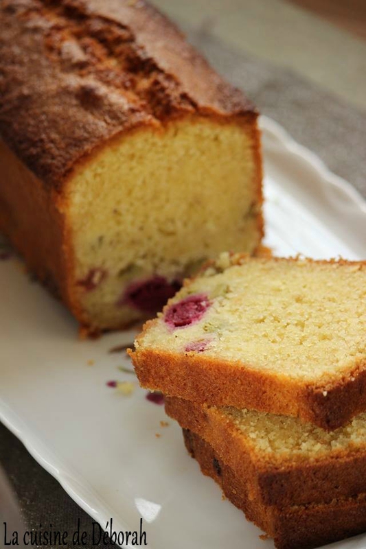 Cake rhubarbe et framboises, Cuisine de Deborah Cake rhubarbe et framboises, Cuisine de Deborah