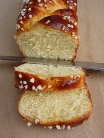 Brioche tressée au sucre - Cuisine de Deborah Brioche tressée au sucre - Cuisine de Deborah