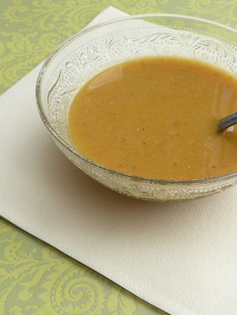 Soupe de couscous! Cuisinons les restes! Cuisine de Deborah Soupe de couscous! Cuisinons les restes! Cuisine de Deborah
