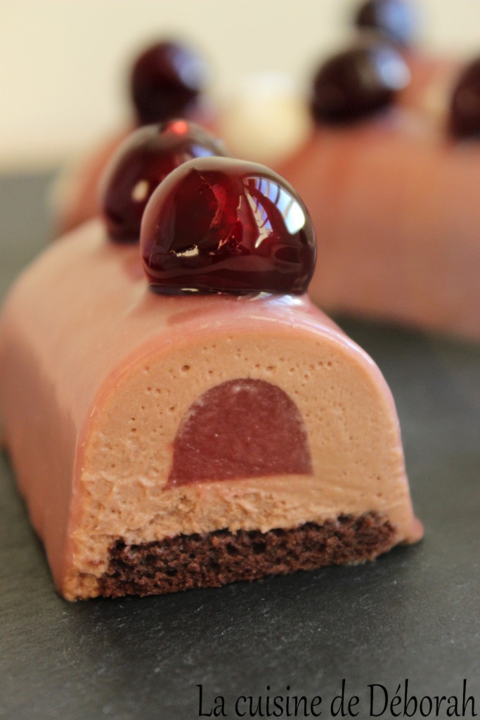 Bûches chocolat au lait et griotte Cuisine de Deborah