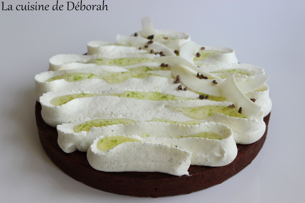 Tarte moelleuse au chocolat noir, crème à la vanille citron Cuisine de Deborah Tarte moelleuse au chocolat noir, crème à la vanille citron Cuisine de Deborah