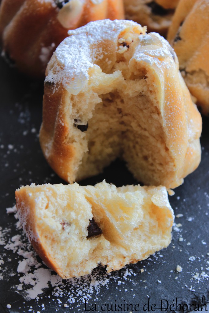 Mini kouglofs au levain et pépites de chocolat Cuisine de Deborah Mini kouglofs au levain et pépites de chocolat Cuisine de Deborah