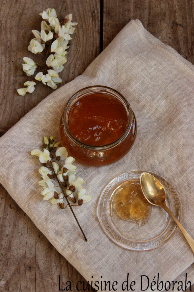 Gelée aux fleurs d'acacia cuisine de deborah Gelée aux fleurs d'acacia cuisine de deborah