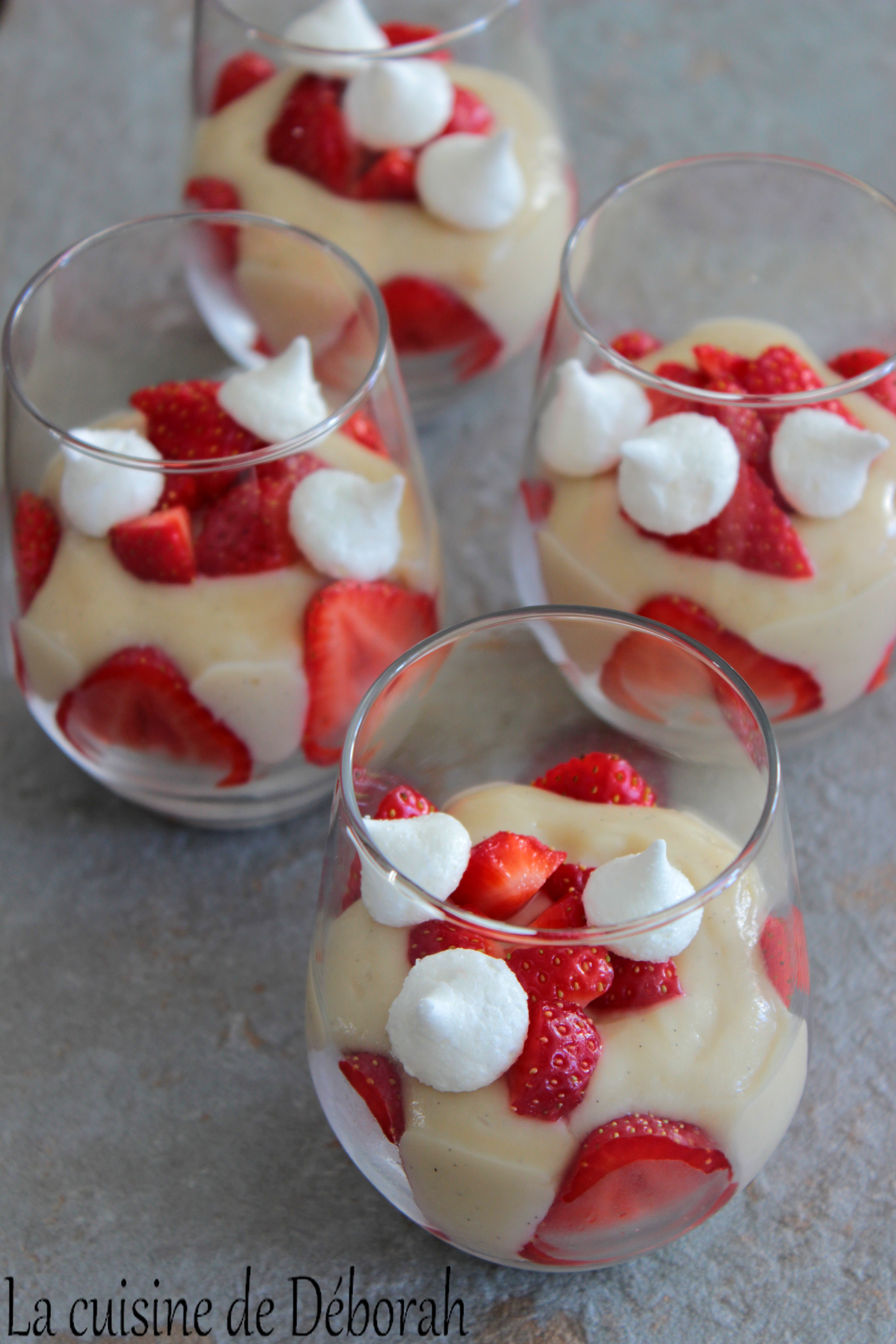 Verrines Façon Tarte Aux Fraises - La Cuisine De Déborah