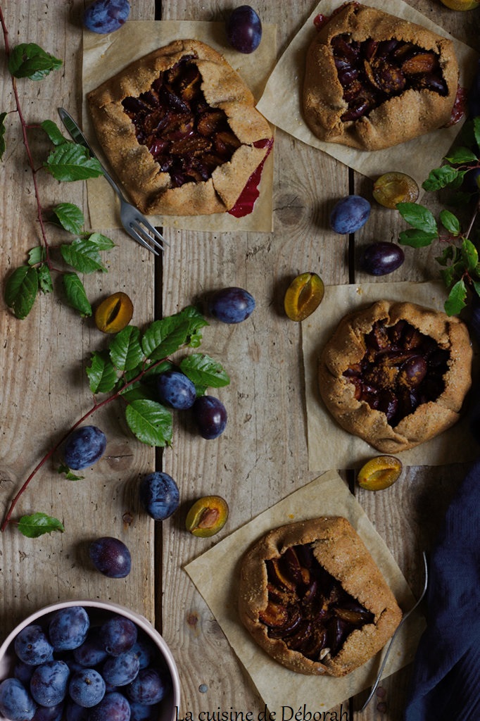 Tartelettes rustiques aux quetsches     la cuisine de deborah Tartelettes rustiques aux quetsches     la cuisine de deborah